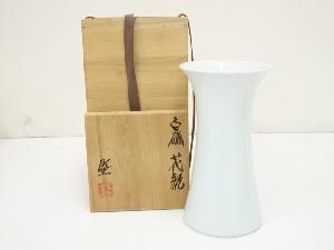 古堅幸雄造　白磁花瓶（共箱）